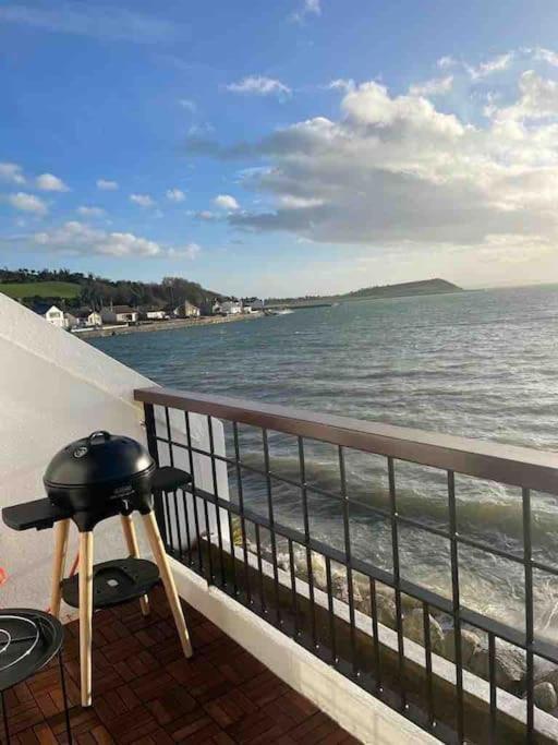 Relax With Spectacular Views And Hot Tub Villa Kircubbin Exterior photo